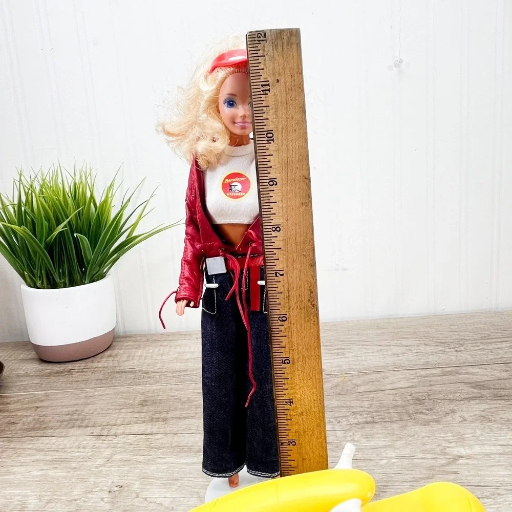 Mattel BAYWATCH Barbie Lifeguard Barbie Doll, 1994‎ with Jetski
